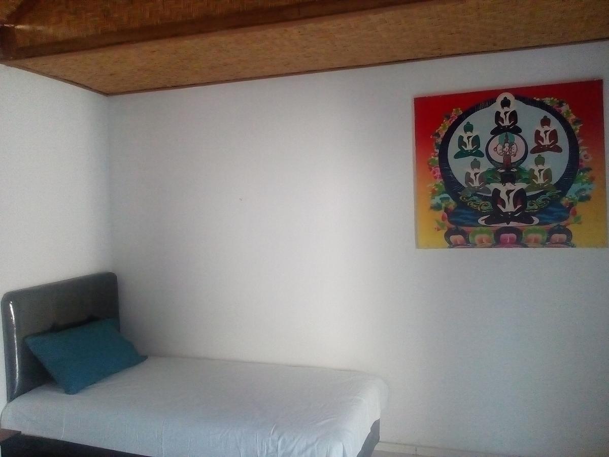 Izaac'S Bed & Breakfast Lovina Dış mekan fotoğraf
