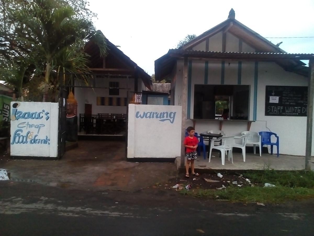 Izaac'S Bed & Breakfast Lovina Dış mekan fotoğraf