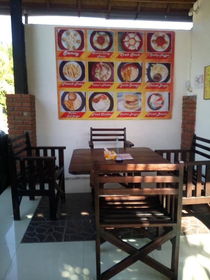 Izaac'S Bed & Breakfast Lovina Dış mekan fotoğraf