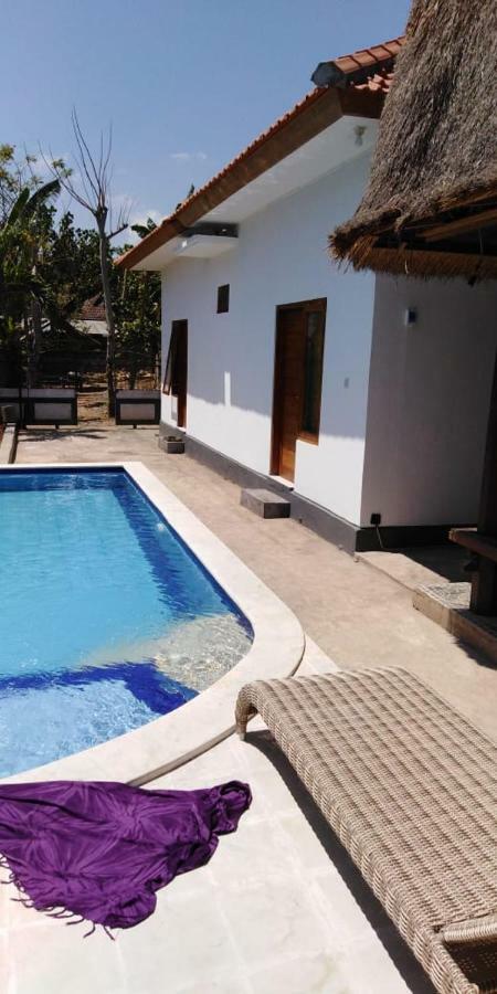 Izaac'S Bed & Breakfast Lovina Dış mekan fotoğraf